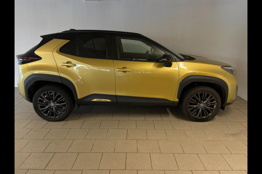 Toyota Yaris Cross 1.5 Hybrid Launch Edition AUTOMAAT AIRCO CLIMA NAVI APPLE CARPLAY STOELVERW MULTI STUUR LEER STOF NETTE AUTO