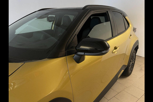 Toyota Yaris Cross 1.5 Hybrid Launch Edition AUTOMAAT AIRCO CLIMA NAVI APPLE CARPLAY STOELVERW MULTI STUUR LEER STOF NETTE AUTO