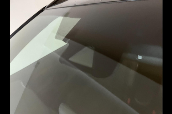 Toyota Yaris Cross 1.5 Hybrid Launch Edition AUTOMAAT AIRCO CLIMA NAVI APPLE CARPLAY STOELVERW MULTI STUUR LEER STOF NETTE AUTO