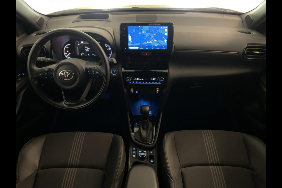 Toyota Yaris Cross 1.5 Hybrid Launch Edition AUTOMAAT AIRCO CLIMA NAVI APPLE CARPLAY STOELVERW MULTI STUUR LEER STOF NETTE AUTO