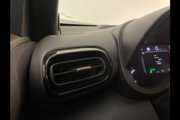 Toyota Yaris Cross 1.5 Hybrid Launch Edition AUTOMAAT AIRCO CLIMA NAVI APPLE CARPLAY STOELVERW MULTI STUUR LEER STOF NETTE AUTO