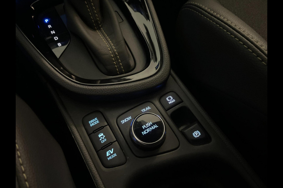 Toyota Yaris Cross 1.5 Hybrid Launch Edition AUTOMAAT AIRCO CLIMA NAVI APPLE CARPLAY STOELVERW MULTI STUUR LEER STOF NETTE AUTO