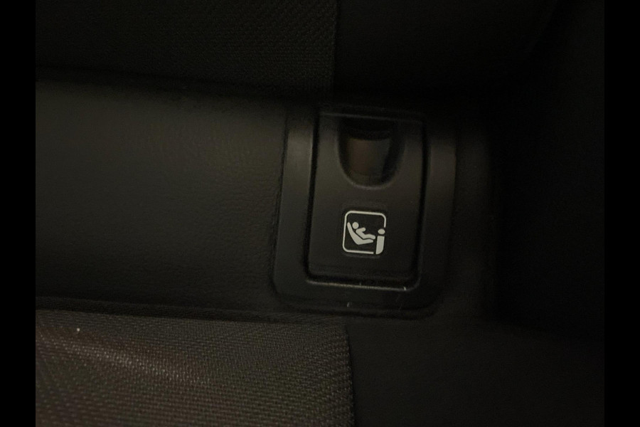 Toyota Yaris Cross 1.5 Hybrid Launch Edition AUTOMAAT AIRCO CLIMA NAVI APPLE CARPLAY STOELVERW MULTI STUUR LEER STOF NETTE AUTO