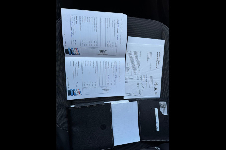 Volkswagen T-Cross 1.0 TSI Life Navi / Clima / LM 17'' / P-sensoren V+A / Stoelverwarming