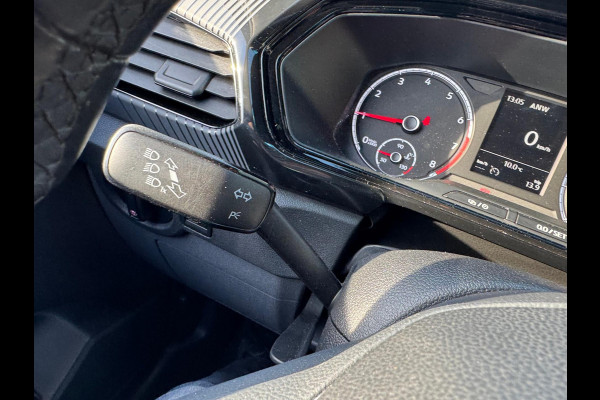 Volkswagen T-Cross 1.0 TSI Life Navi / Clima / LM 17'' / P-sensoren V+A / Stoelverwarming