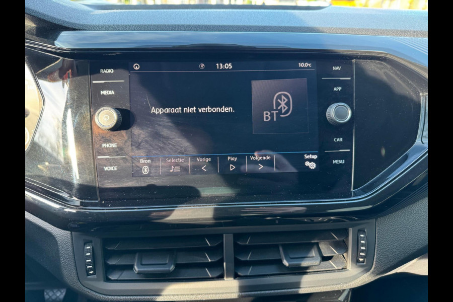 Volkswagen T-Cross 1.0 TSI Life Navi / Clima / LM 17'' / P-sensoren V+A / Stoelverwarming