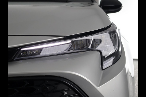 Toyota Corolla Touring Sports HYBRID 140 BI-TONE ACTIVE GARANTIE TOT 06-2033 NAVIGATIE . ACHTERUITRIJ CAMERA . KEYLESS START