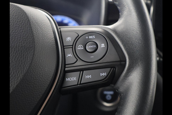 Toyota Corolla Touring Sports HYBRID 140 BI-TONE ACTIVE GARANTIE TOT 06-2033 NAVIGATIE . ACHTERUITRIJ CAMERA . KEYLESS START