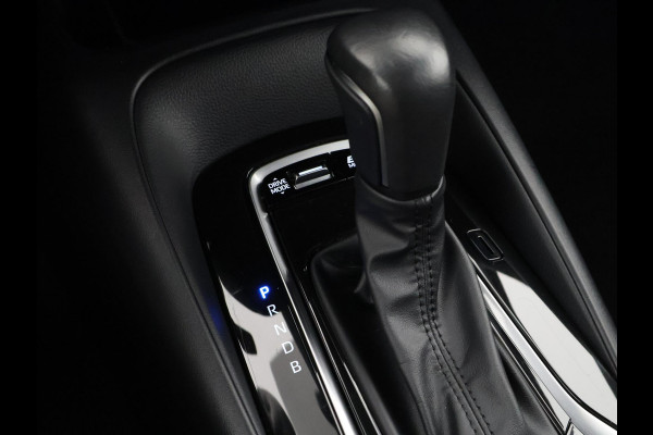 Toyota Corolla Touring Sports HYBRID 140 BI-TONE ACTIVE GARANTIE TOT 06-2033 NAVIGATIE . ACHTERUITRIJ CAMERA . KEYLESS START