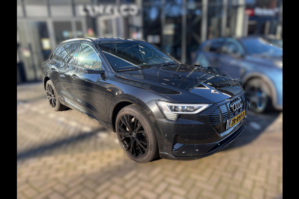 Audi e-tron e-tron 55 quattro advanced 95 kWh S-Line | Panoramadak | RS Seats | Bang & Olufsen | Stoelverwarming | Head-Up Display | 360 Camera | Matrix LED | Luchtvering | Memory Seat | Elektrisch Verstelbare Stoelen | B&O