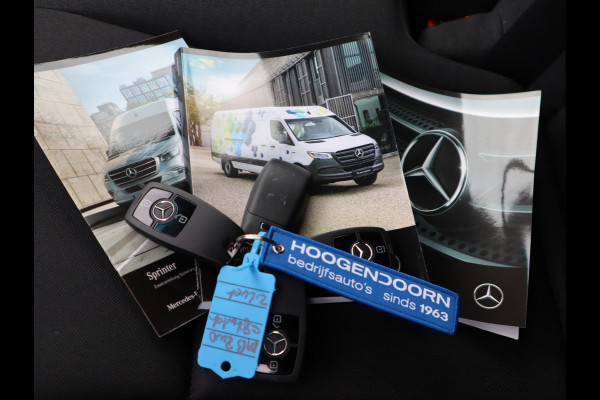 Mercedes-Benz eSprinter 314 RWD AC+DC Snelladen L2H2 New Model - 56 kWh - WLPT 181 km - LED