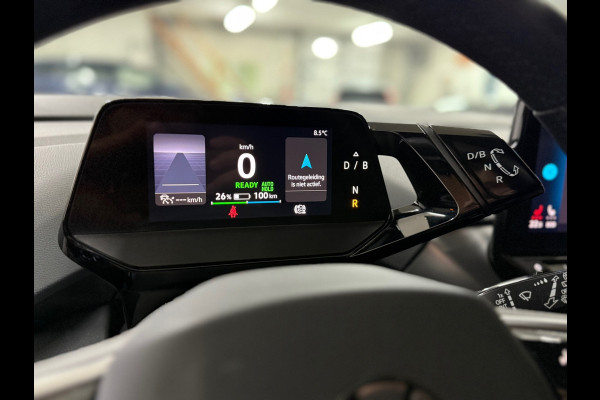 Volkswagen ID.4 First 77 kWh | Navi | Camera | Adaptive Cruise | 1st | Leder / Alcantara | Trekhaak | BTW-Auto | Carplay