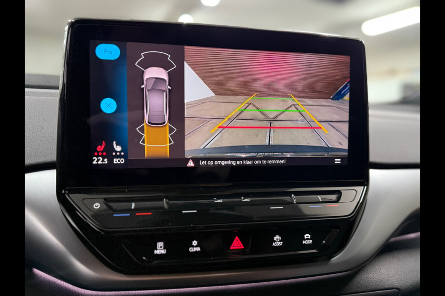 Volkswagen ID.4 First 77 kWh | Navi | Camera | Adaptive Cruise | 1st | Leder / Alcantara | Trekhaak | BTW-Auto | Carplay