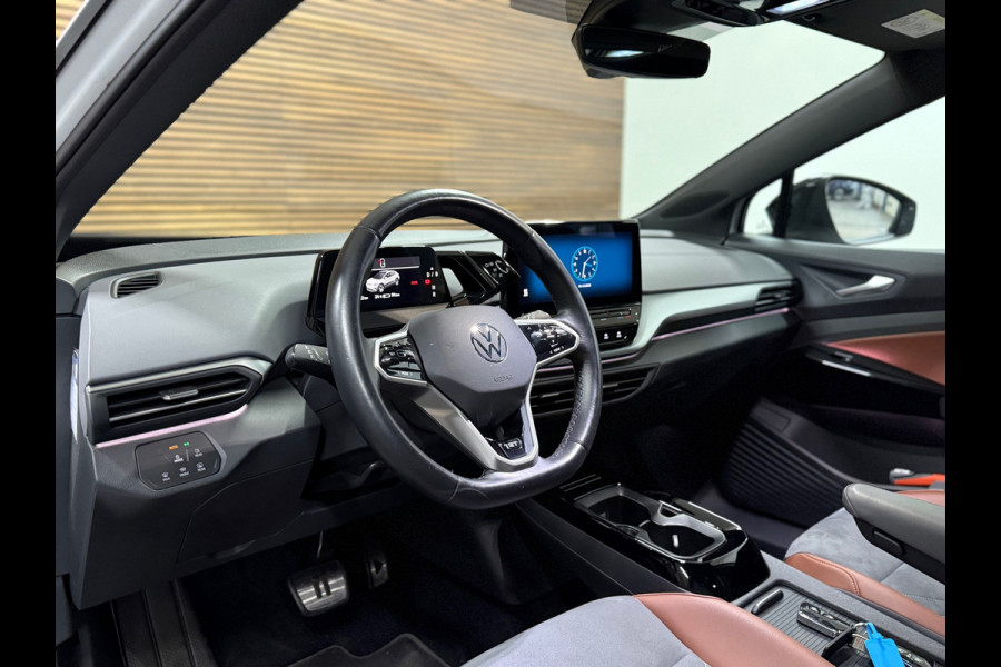 Volkswagen ID.4 First 77 kWh | Navi | Camera | Adaptive Cruise | 1st | Leder / Alcantara | Trekhaak | BTW-Auto | Carplay
