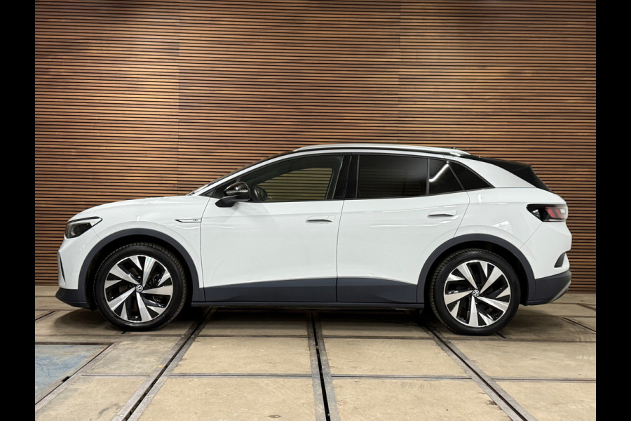 Volkswagen ID.4 First 77 kWh | Navi | Camera | Adaptive Cruise | 1st | Leder / Alcantara | Trekhaak | BTW-Auto | Carplay