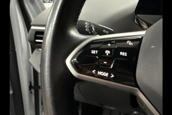 Volkswagen ID.4 First 77 kWh | Navi | Camera | Adaptive Cruise | 1st | Leder / Alcantara | Trekhaak | BTW-Auto | Carplay