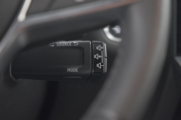 Renault Captur Mild Hybrid 160 EDC Techno | Camera | Navigatie | Apple Carplay | Pack Full Screen