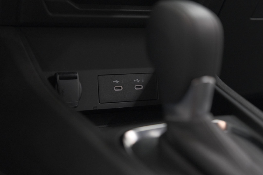 Renault Captur Mild Hybrid 160 EDC Techno | Camera | Navigatie | Apple Carplay | Pack Full Screen