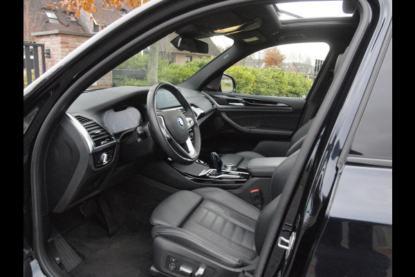 BMW iX3 High Executive 80 kWh | Panoramadak | 360 Camera | Harman Kardon | Head-up Display | Sfeerverlichting |