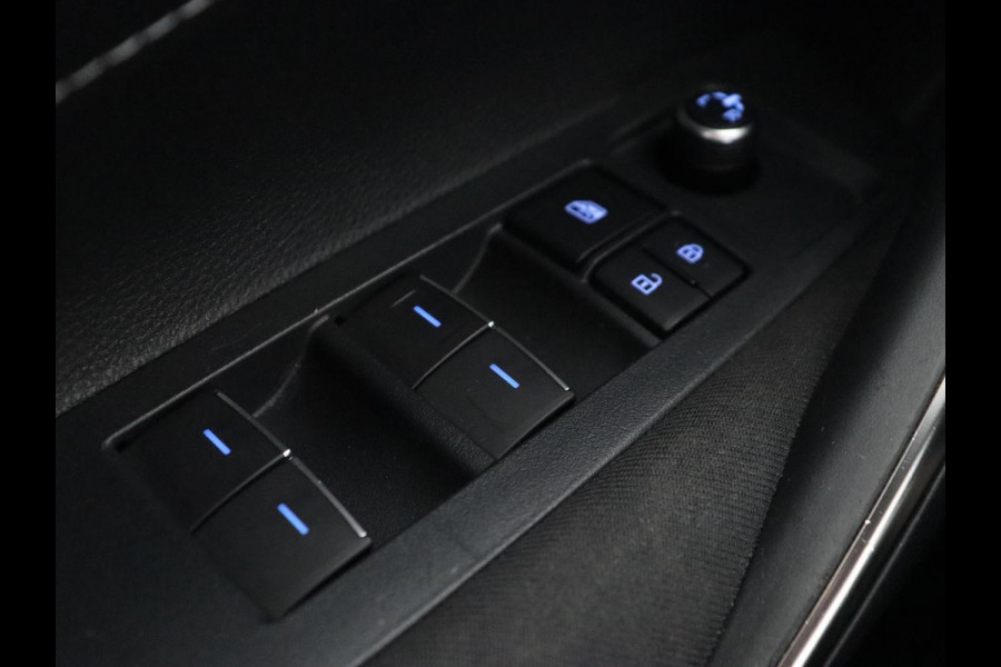 Toyota Corolla 1.8 Hybrid Active | Camera | Adaptive cruise | Navigatie | Carplay | DAB | Full LED | Climate control | Bluetooth