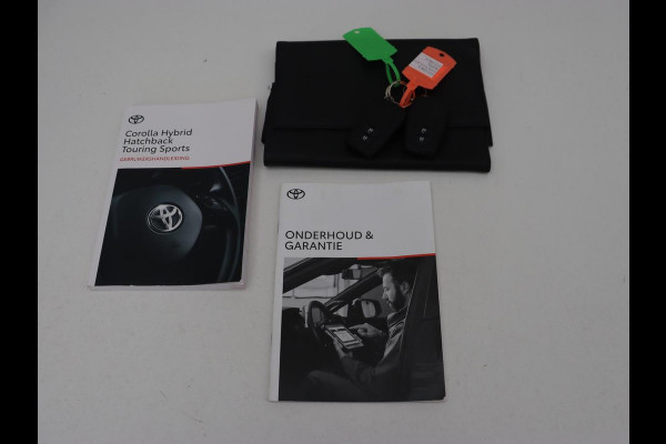 Toyota Corolla 1.8 Hybrid Active | Camera | Adaptive cruise | Navigatie | Carplay | DAB | Full LED | Climate control | Bluetooth