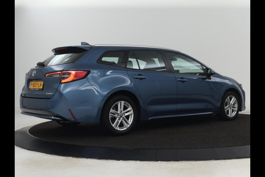 Toyota Corolla 1.8 Hybrid Active | Camera | Adaptive cruise | Navigatie | Carplay | DAB | Full LED | Climate control | Bluetooth