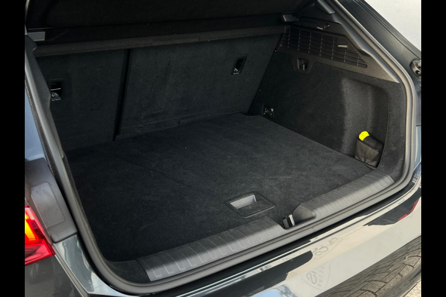 Audi A3 Sportback 30 TFSI Advanced edition CARPLAY | DIGIDASH | STOELVERWARMING | CRUISE | PDC