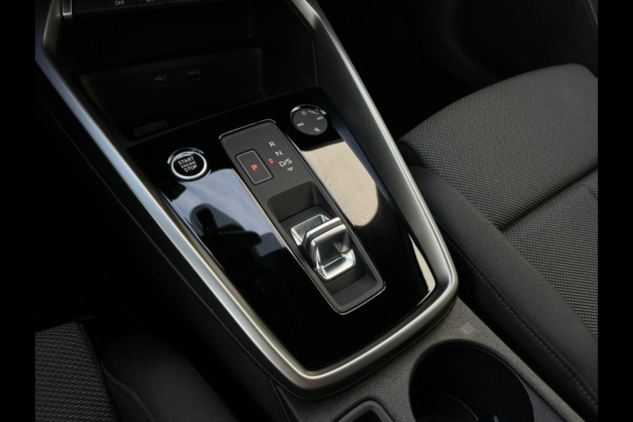 Audi A3 Sportback 30 TFSI Advanced edition CARPLAY | DIGIDASH | STOELVERWARMING | CRUISE | PDC