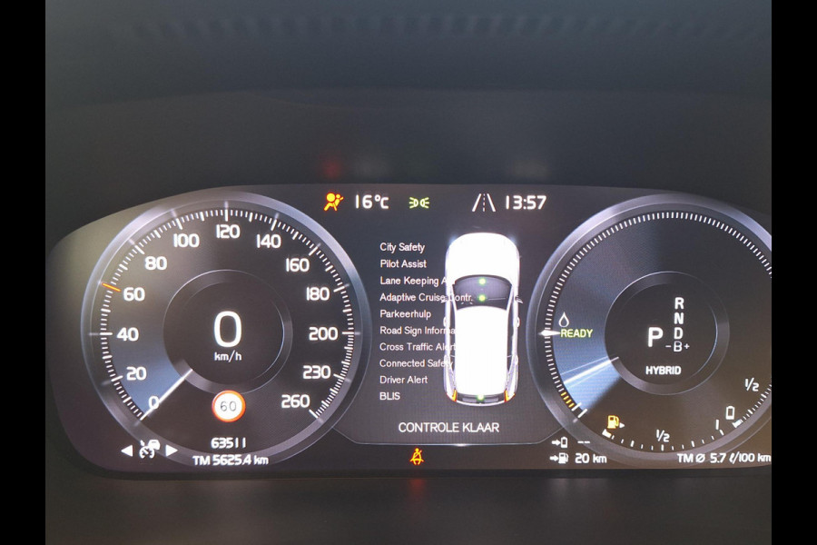 Volvo XC40 1.5 T5 Recharge Inscription | Pano | H&K | Adaptive CC | 360cam | Leder | Memory Seat | BLIS | occasion