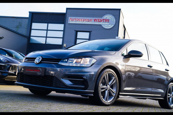 Volkswagen Golf 1.0 TSI Highline | R-line | Achteruitrijcamera | Pano