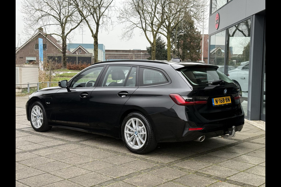 BMW 3 Serie Touring 320e Aut. Hybrid Executive Business Leder Sport | Trekhaak | BMW Laser | LED