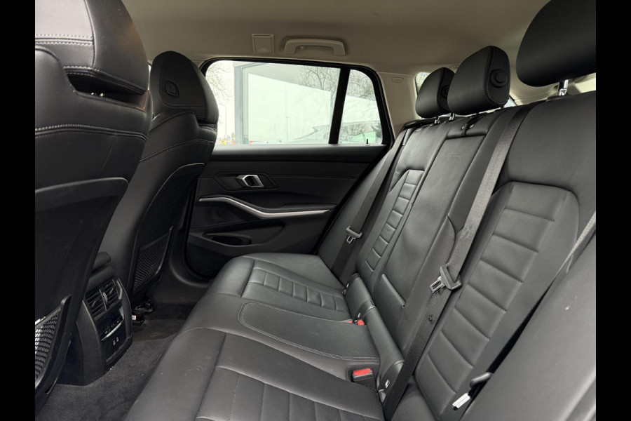 BMW 3 Serie Touring 320e Aut. Hybrid Executive Business Leder Sport | Trekhaak | BMW Laser | LED
