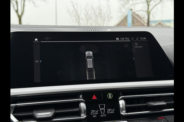 BMW 3 Serie Touring 320e Aut. Hybrid Executive Business Leder Sport | Trekhaak | BMW Laser | LED