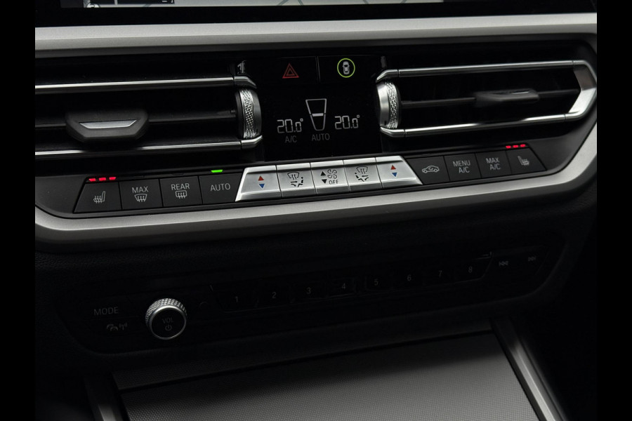 BMW 3 Serie Touring 320e Aut. Hybrid Executive Business Leder Sport | Trekhaak | BMW Laser | LED
