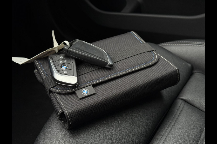 BMW 3 Serie Touring 320e Aut. Hybrid Executive Business Leder Sport | Trekhaak | BMW Laser | LED