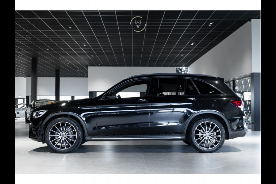 Mercedes-Benz GLC 200 4-M AMG Night|Panorama|20"|Trekhaak|MBUX|Spoorpakket|Sfeerverlichting|Treeplanken|New Service
