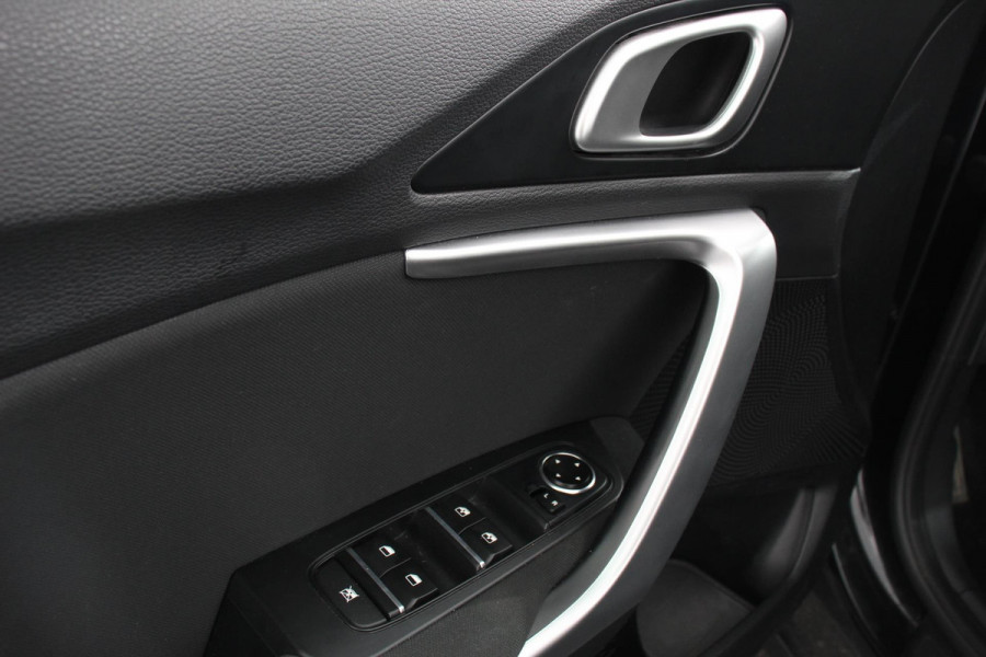 Kia Ceed Sportswagon 1.0 T-GDi 101pk Prestige | Navigatie | Apple Carplay/Android Auto | Camera | Stoel- en stuurverwarming | Cruise Control | Climate Control | Start/Stop systeem | Getinte ramen