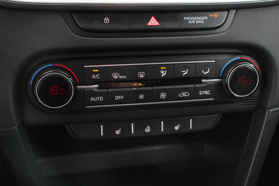 Kia Ceed Sportswagon 1.0 T-GDi 101pk Prestige | Navigatie | Apple Carplay/Android Auto | Camera | Stoel- en stuurverwarming | Cruise Control | Climate Control | Start/Stop systeem | Getinte ramen