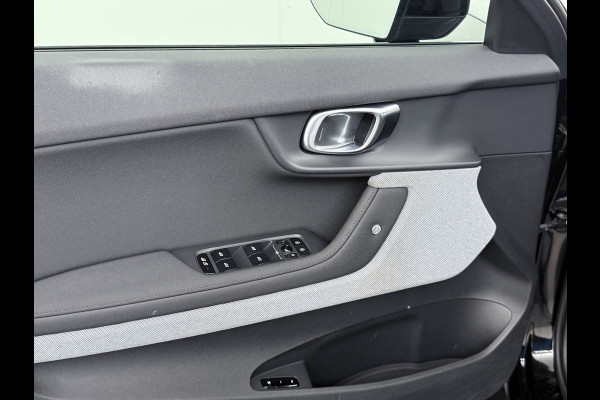 Polestar 2 AUT. 408 pk 0-100 4,7Sec AWD Long Range Dual Motor 78kWh Pano-Dak Electr.Stoelen+Geheugen+Verwarmd+Achterbank+Stuur Adaptive-Cru SOH 93% Verkeersbord detectie Regen-Lichtsensor Virtual-Cockpit Home-Link Bots waarschuwing Autonoom-Rem Lane Assist Keyless Connected 11KW AC laden tot 150kw DC Laden 4x4 1e Eigenaar Volledig Volvo_Polestar-Dealer Onderhouden Origineel Nederlandse Auto 1.500kg Trekvermogen 660Nm! € 60.000 nieuw!