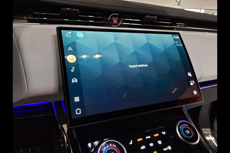 Land Rover Range Rover Sport 3.0 P510e First Edition Light Cloud leder|Forced Carbon|Massage|23"|Trekhaak|BTW