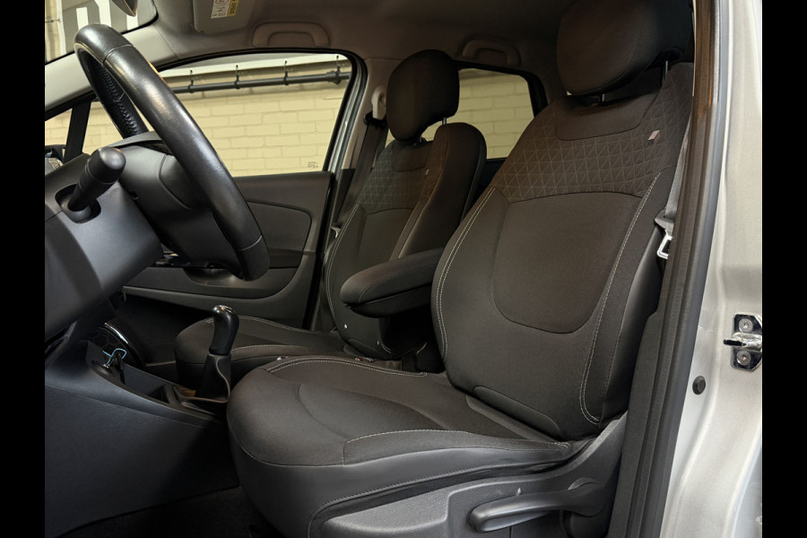 Renault Captur 0.9 TCe 90pk Limited | Navi | Cruise control | 16"| Airco | PDC |