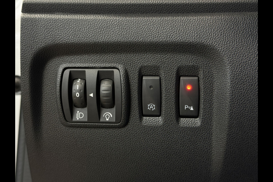 Renault Captur 0.9 TCe 90pk Limited | Navi | Cruise control | 16"| Airco | PDC |