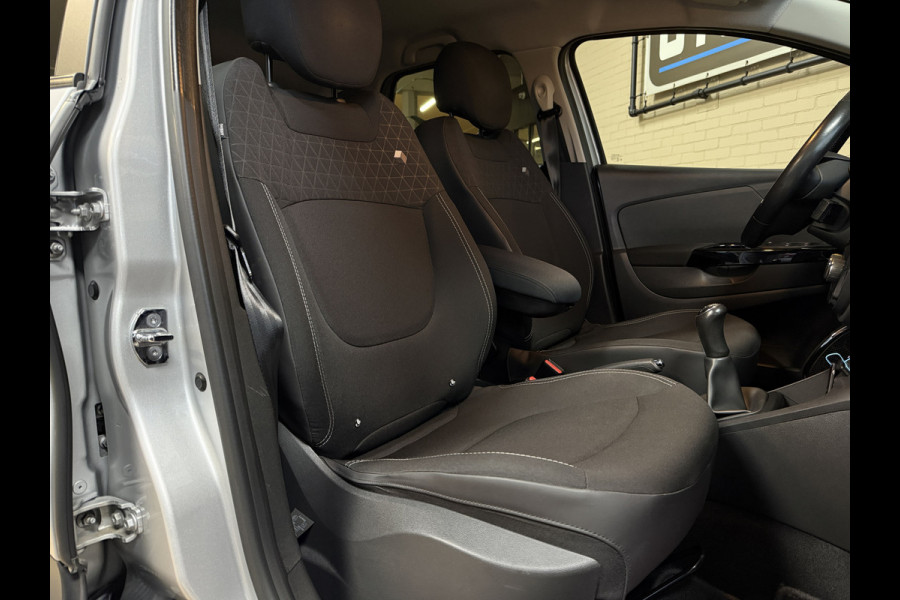 Renault Captur 0.9 TCe 90pk Limited | Navi | Cruise control | 16"| Airco | PDC |