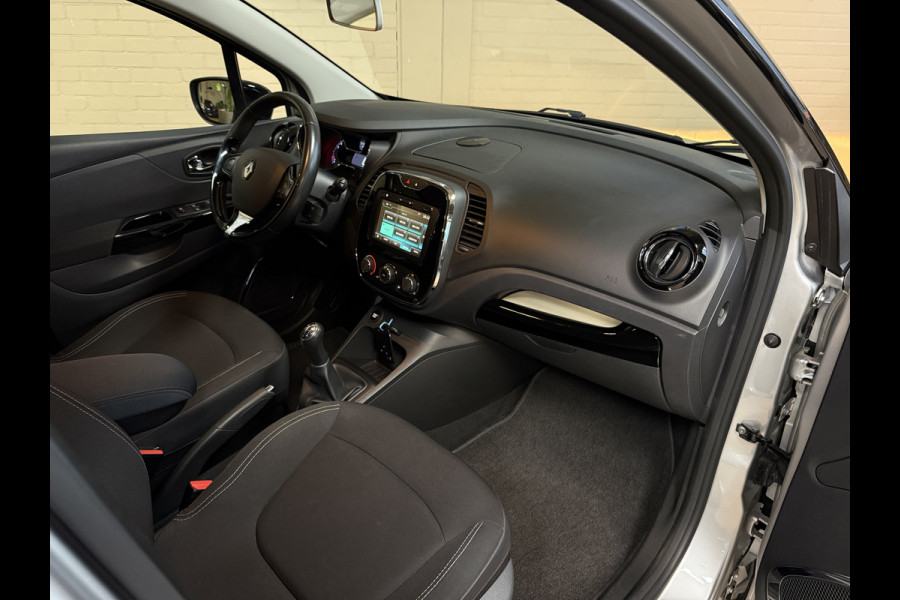 Renault Captur 0.9 TCe 90pk Limited | Navi | Cruise control | 16"| Airco | PDC |