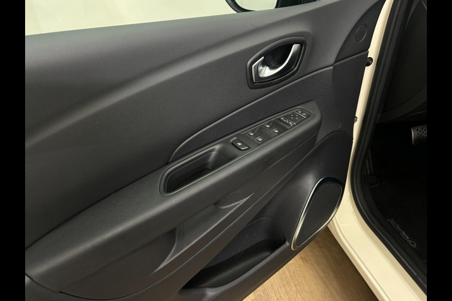 Renault Captur Occasion 1.2 TCe Edition One | Creme | Tweedehands Renault Captur | Airco | Cruisecontrol | Bluetooth