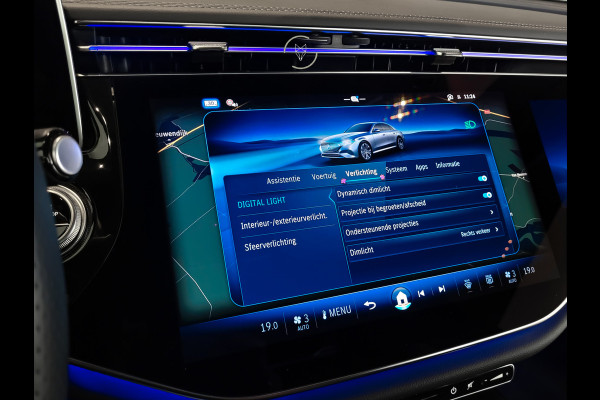 Mercedes-Benz E-Klasse 400 e 4-M AMG Luchtvering|Achterasbesturing|Superscreen|Keyless|Stoelkoeling|HUD|Digital Light