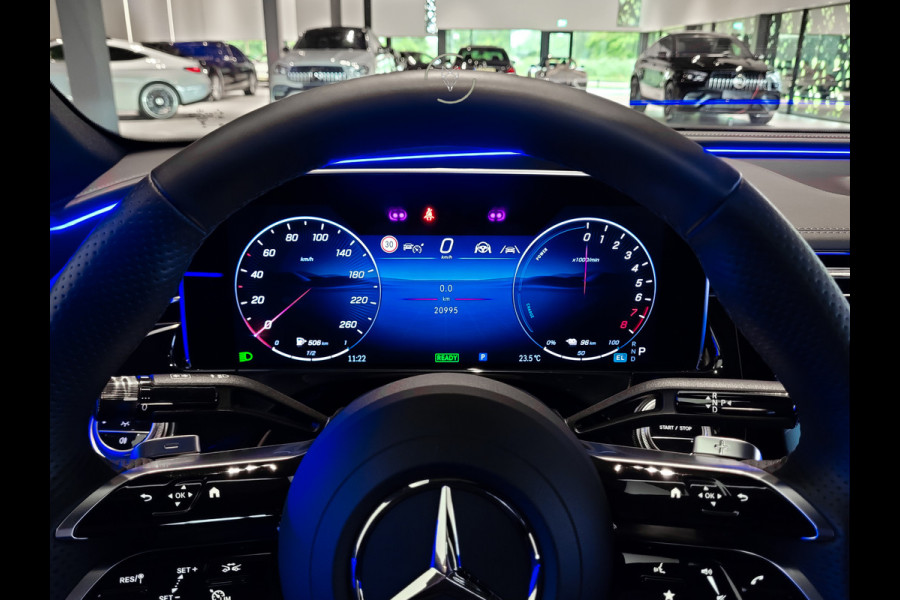 Mercedes-Benz E-Klasse 400 e 4-M AMG Luchtvering|Achterasbesturing|Superscreen|Keyless|Stoelkoeling|HUD|Digital Light