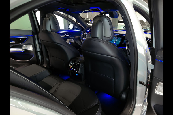 Mercedes-Benz E-Klasse 400 e 4-M AMG Luchtvering|Achterasbesturing|Superscreen|Keyless|Stoelkoeling|HUD|Digital Light
