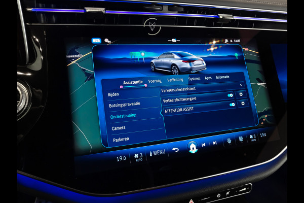 Mercedes-Benz E-Klasse 400 e 4-M AMG Luchtvering|Achterasbesturing|Superscreen|Keyless|Stoelkoeling|HUD|Digital Light