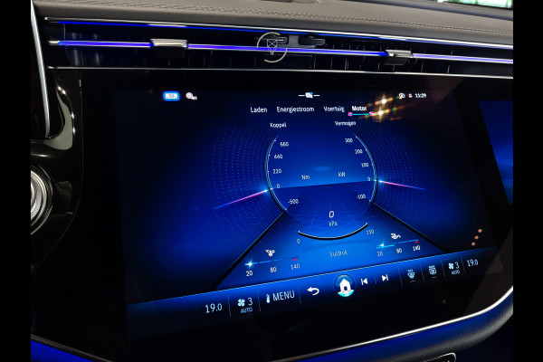 Mercedes-Benz E-Klasse 400 e 4-M AMG Luchtvering|Achterasbesturing|Superscreen|Keyless|Stoelkoeling|HUD|Digital Light